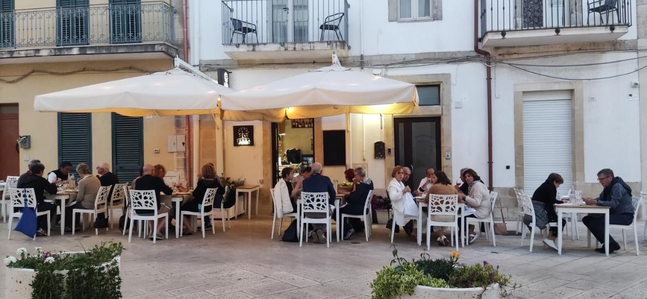 Mediterraneo Camere Otranto Bagian luar foto